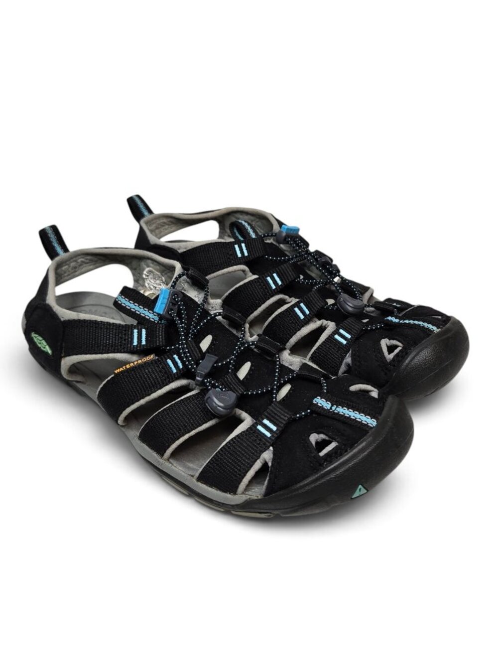 Keen Clearwater CNX Canvas Sandals Womens Bungee Strap Waterproof Breathable 8.5